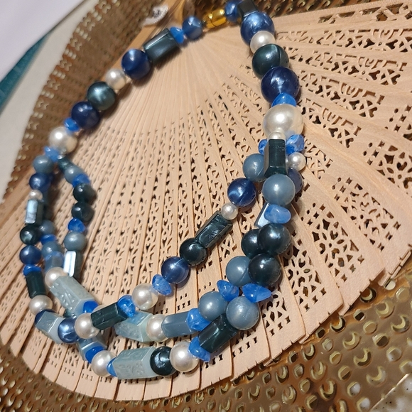 Vintage Ladies Necklace - Picture 6 of 13